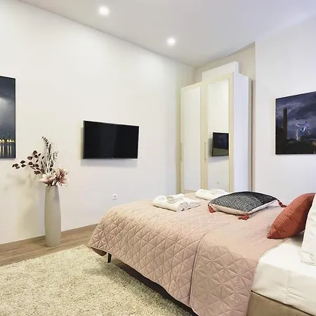 شقة Historic Center - The Suites Double Room سبليت